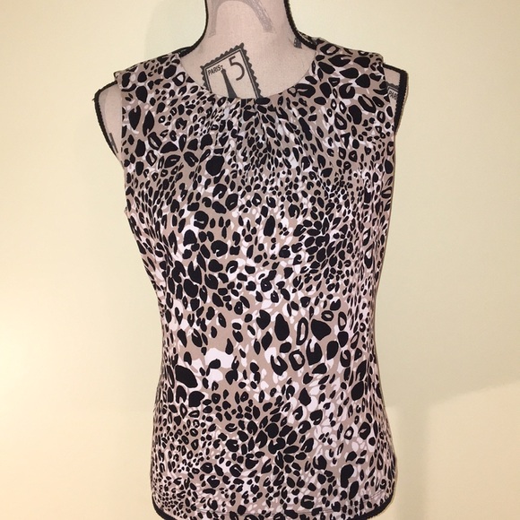 Calvin Klein Top - Picture 3 of 7